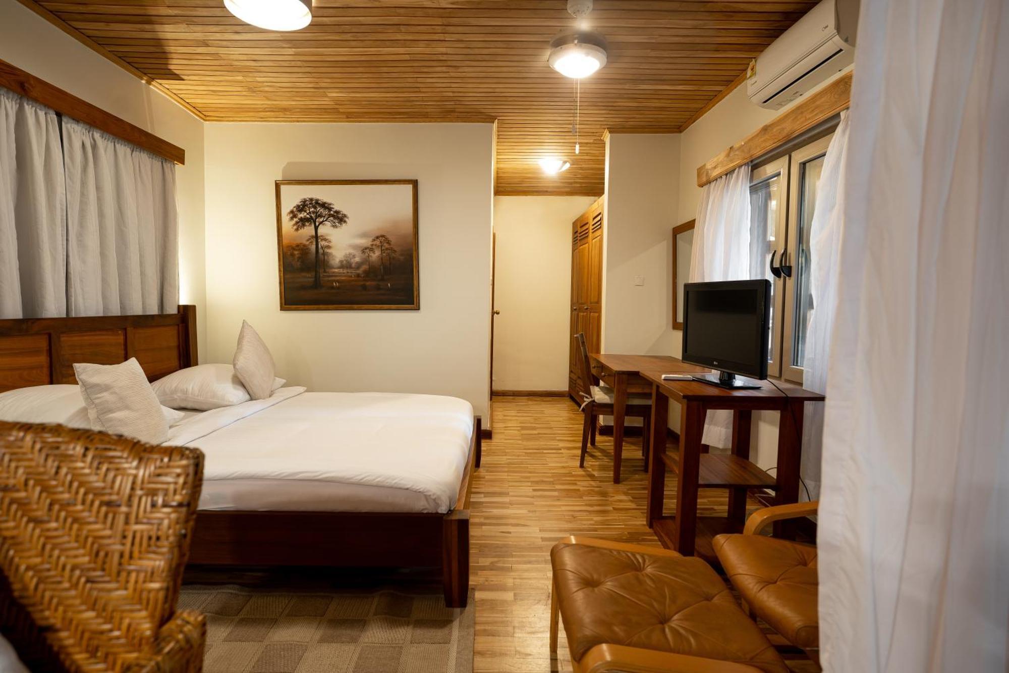 Esther'S Hotel أكرا المظهر الخارجي الصورة