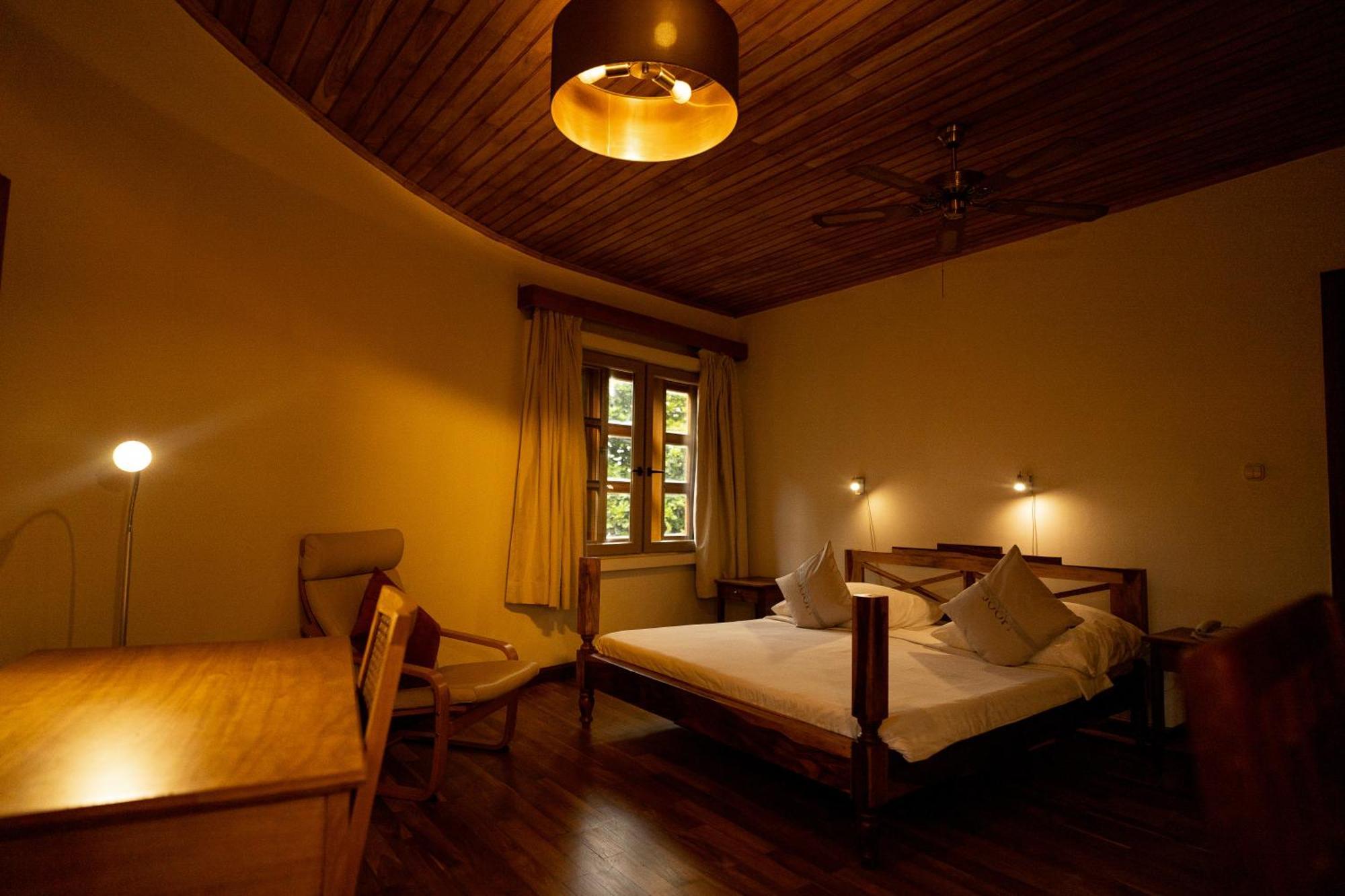Esther'S Hotel أكرا المظهر الخارجي الصورة
