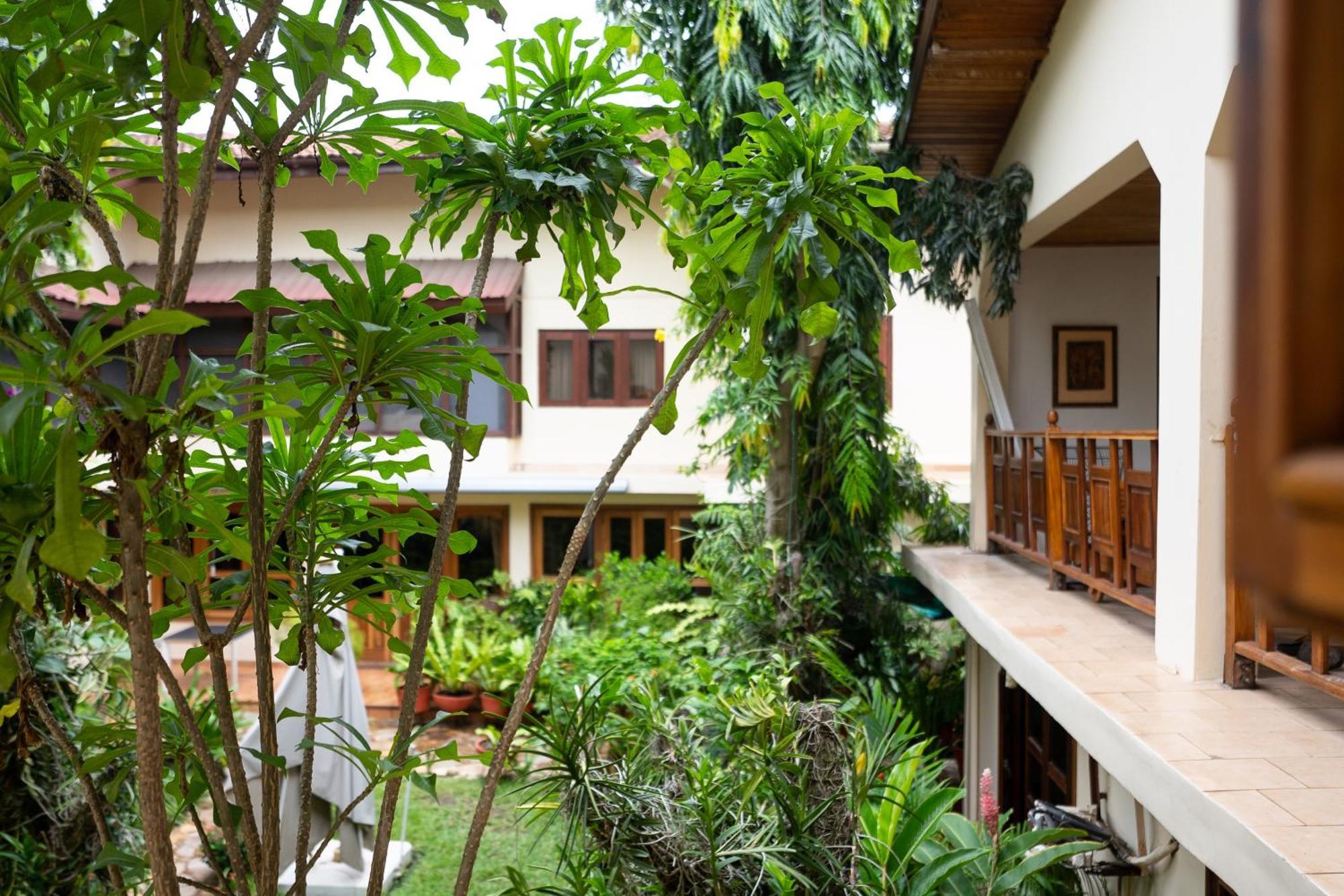 Esther'S Hotel أكرا المظهر الخارجي الصورة